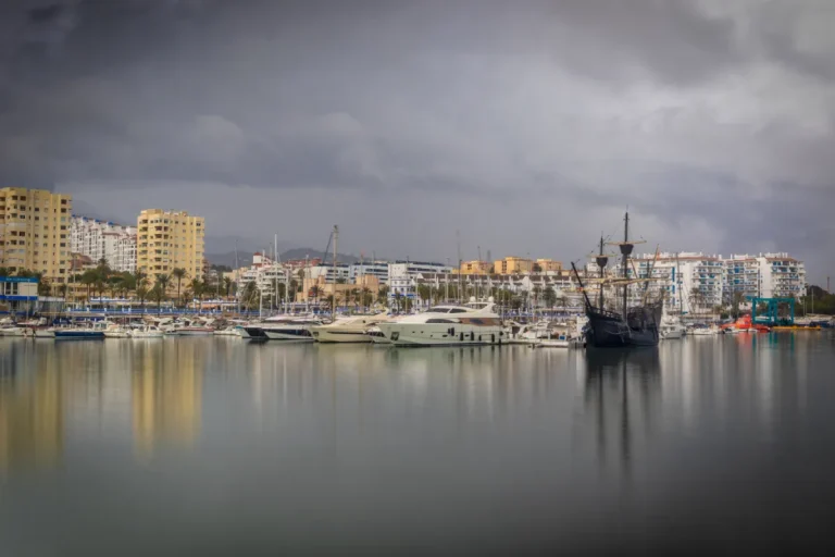Puerto deportivo y pesquero de Estepona