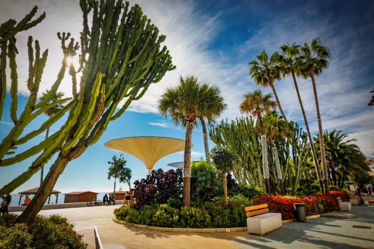Paseo marítimo y playas de Estepona