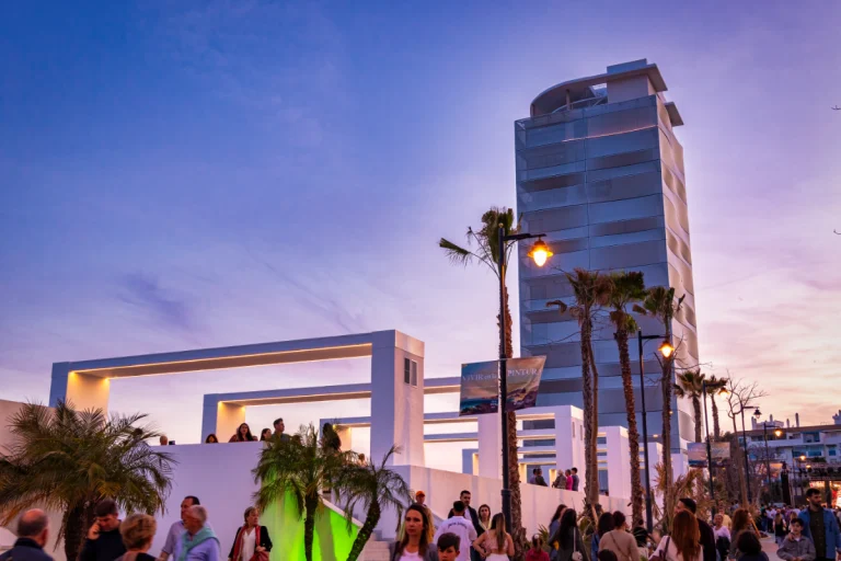 Paseo marítimo y playas de Estepona