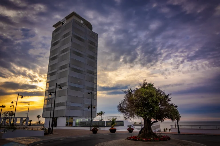Paseo marítimo y playas de Estepona